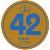 De42